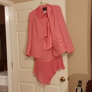 Asymmetrical 3 piece